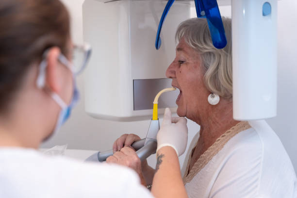 Best Emergency Tooth Extraction in Rancho Laveras, CA